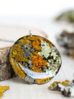 Lichen necklace, Real plant necklace, Nature lover necklace, Terrarium resin necklace, Forest jewelry, Sustainable necklace, Nature gifts