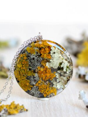 Lichen necklace, Real plant necklace, Nature lover necklace, Terrarium resin necklace, Forest jewelry, Sustainable necklace, Nature gifts