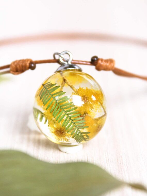 Terrarium Flower and Leaf Necklace Choker – Floral Jewelry