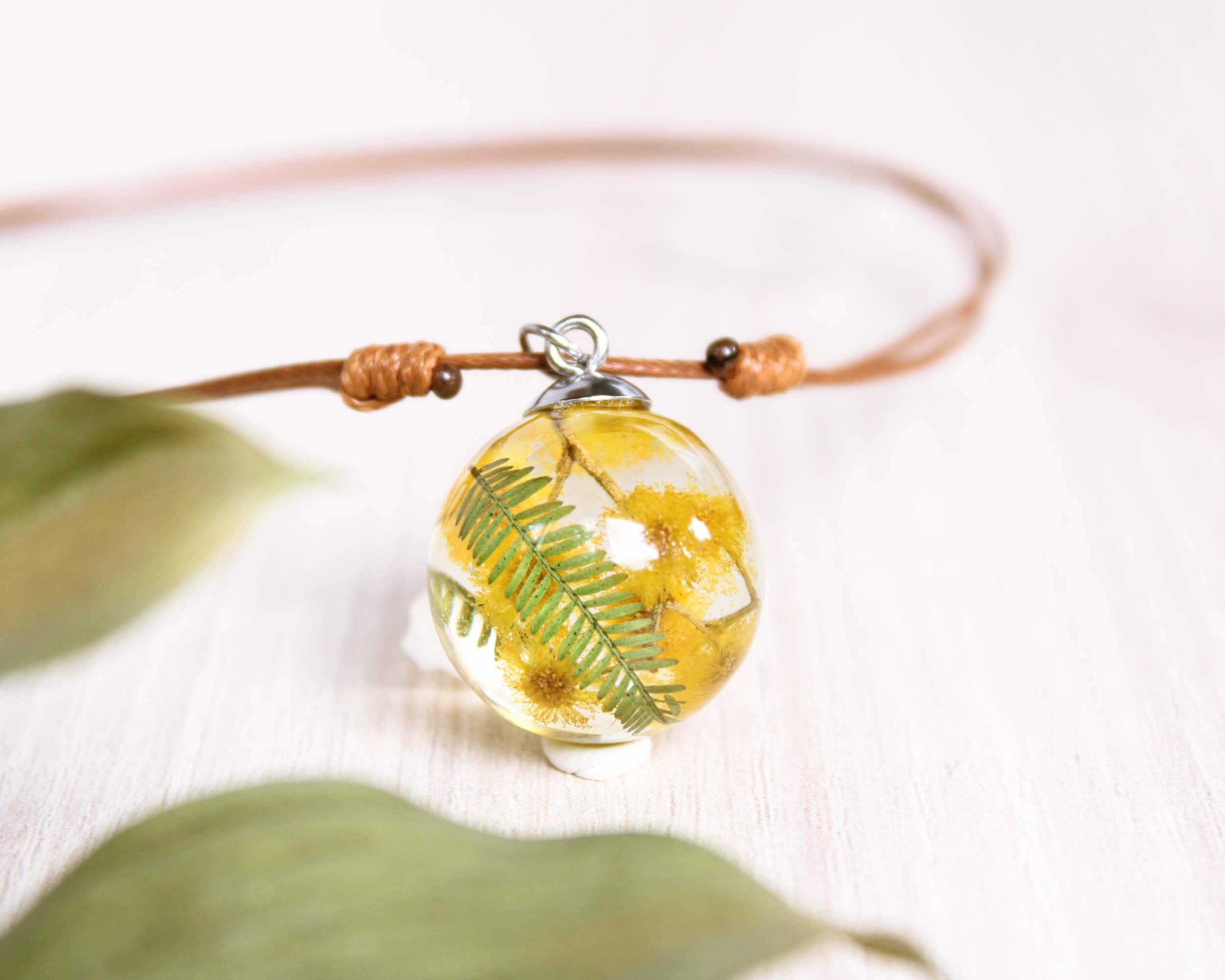 Terrarium Flower and Leaf Necklace Choker – Floral Jewelry