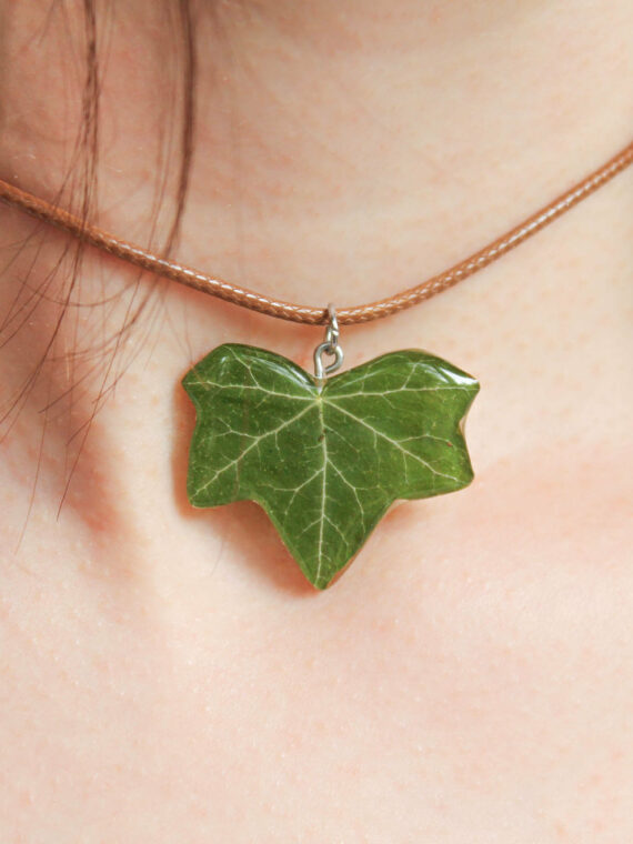 Real Ivy Leaf Choker Necklace - Green Jewelry