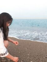 Beach necklace choker, Ocean inspired necklace, Beach sand jewelry, Blue pendant choker necklace, Ocean lover gift ideas, Boho beach jewelry