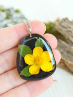 Pressed flower pendant necklace, Yellow flower necklace, Real leaf necklace, Boho flower necklace, Birthday gift for her, Buttercup jewelry