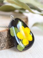 Pressed flower pendant necklace, Yellow flower necklace, Real leaf necklace, Boho flower necklace, Birthday gift for her, Buttercup jewelry