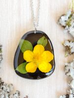 Pressed flower pendant necklace, Yellow flower necklace, Real leaf necklace, Boho flower necklace, Birthday gift for her, Buttercup jewelry