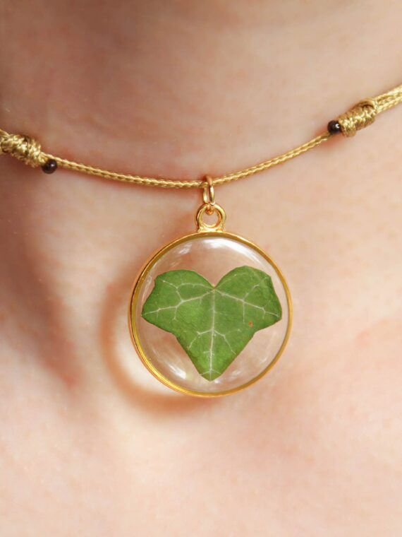 Pressed Ivy Leaf Choker Necklace - Nature Inspired Jewelry