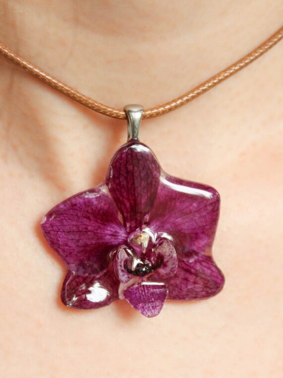 Orchid Necklace Choker – Pressed Flower Pendant