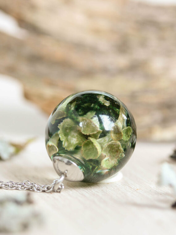 Forest inspired necklace, Pixie cup lichen necklace, Botanical resin jewelry, Terrarium necklace pendant, Unique gift for him or her