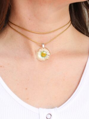 Double Layered Choker Necklace with Pressed Daisy Flower
