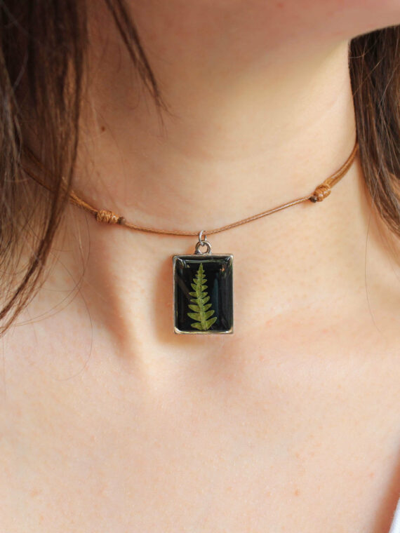 Botanical Choker Necklace with Fern – Black Rectangle Pendant
