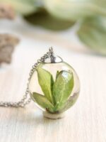 Botanical pendant necklace, Real leaf necklace, Nature lover gift idea, Green necklace pendant, Plant inspired jewelry, Recycled necklace