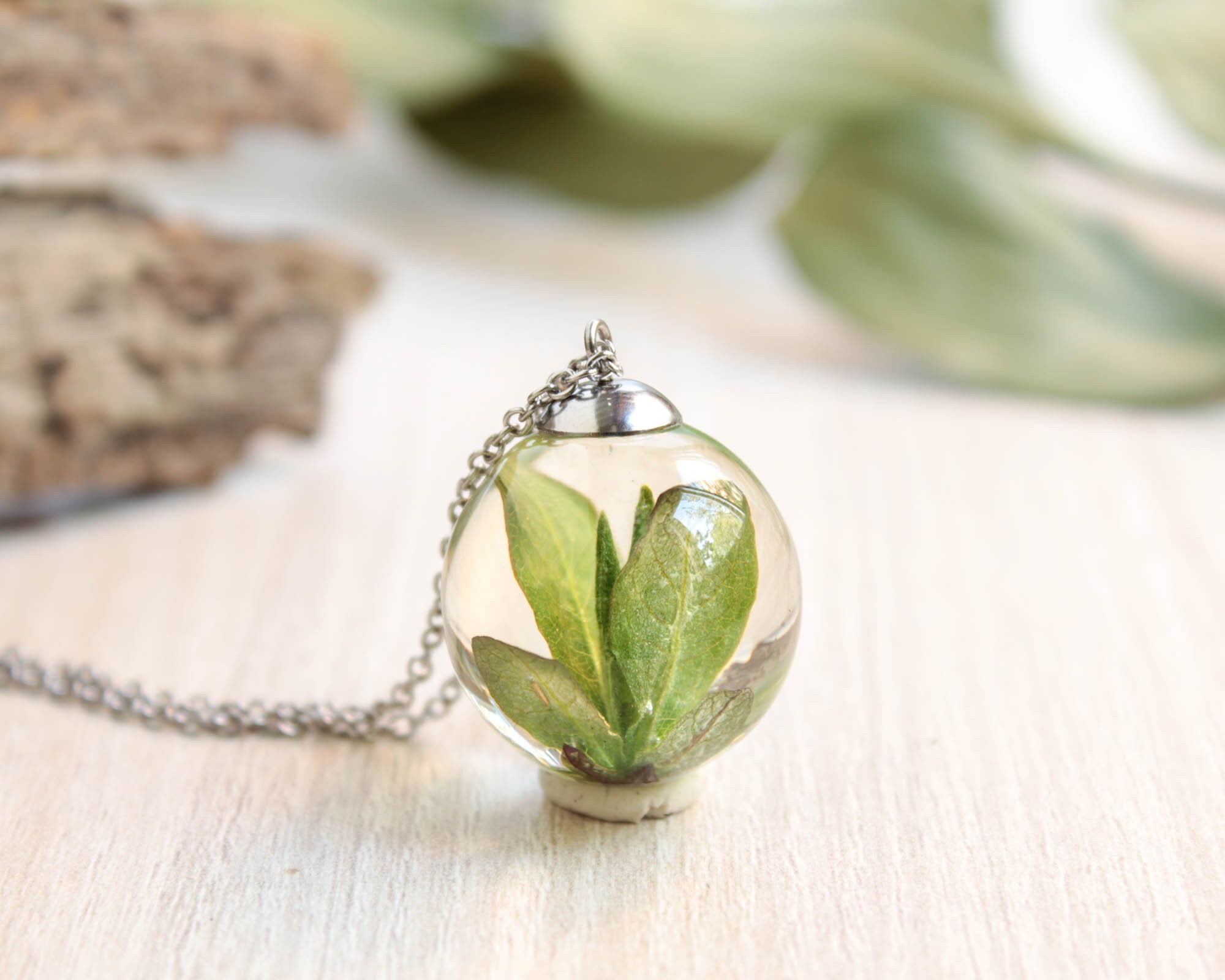 Botanical pendant necklace, Real leaf necklace, Nature lover gift idea, Green necklace pendant, Plant inspired jewelry, Recycled necklace