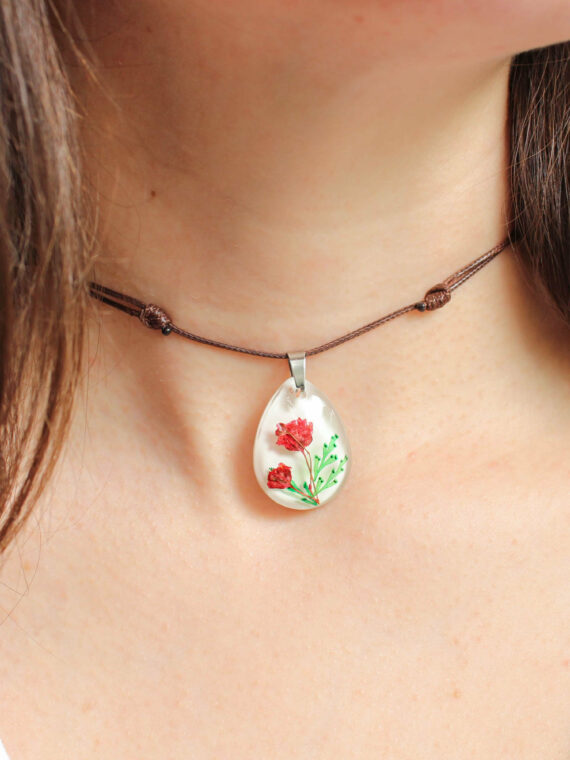 Red on sale flower choker