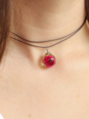 Tiny Rose Pendant Choker in Resin – Rosebud Jewelry