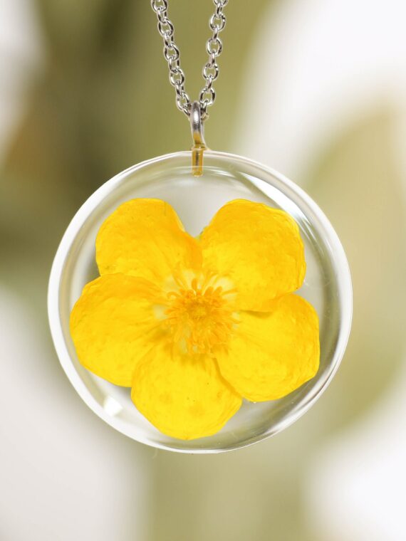 March Birth Flower Necklace with Pressed Flower Pendant in Resin