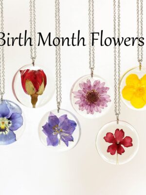 Birth month flower necklace - Pressed Flower in eco resin