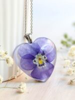 Mama and me necklace, Real flower necklace pendant resin, Gift for mother and daughter, Violet flower necklace, Heart shaped necklace set