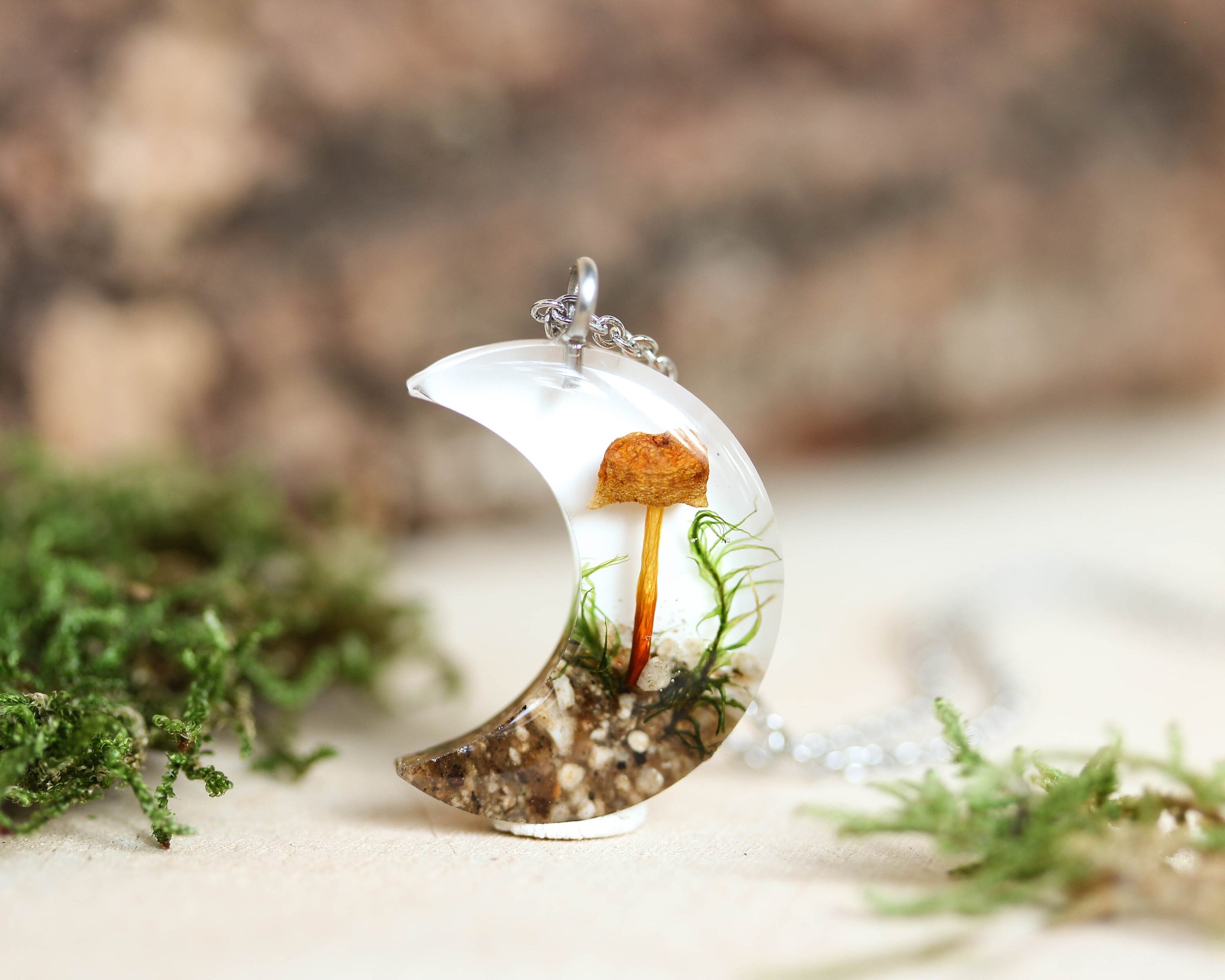 Realistic Exotic Oyster Glow 2024 in the dark Mushroom + beautiful Citrine mushroom pendant