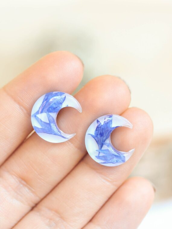 Dainty Crescent Moon Earrings Stud with Pressed Flowers in Resin