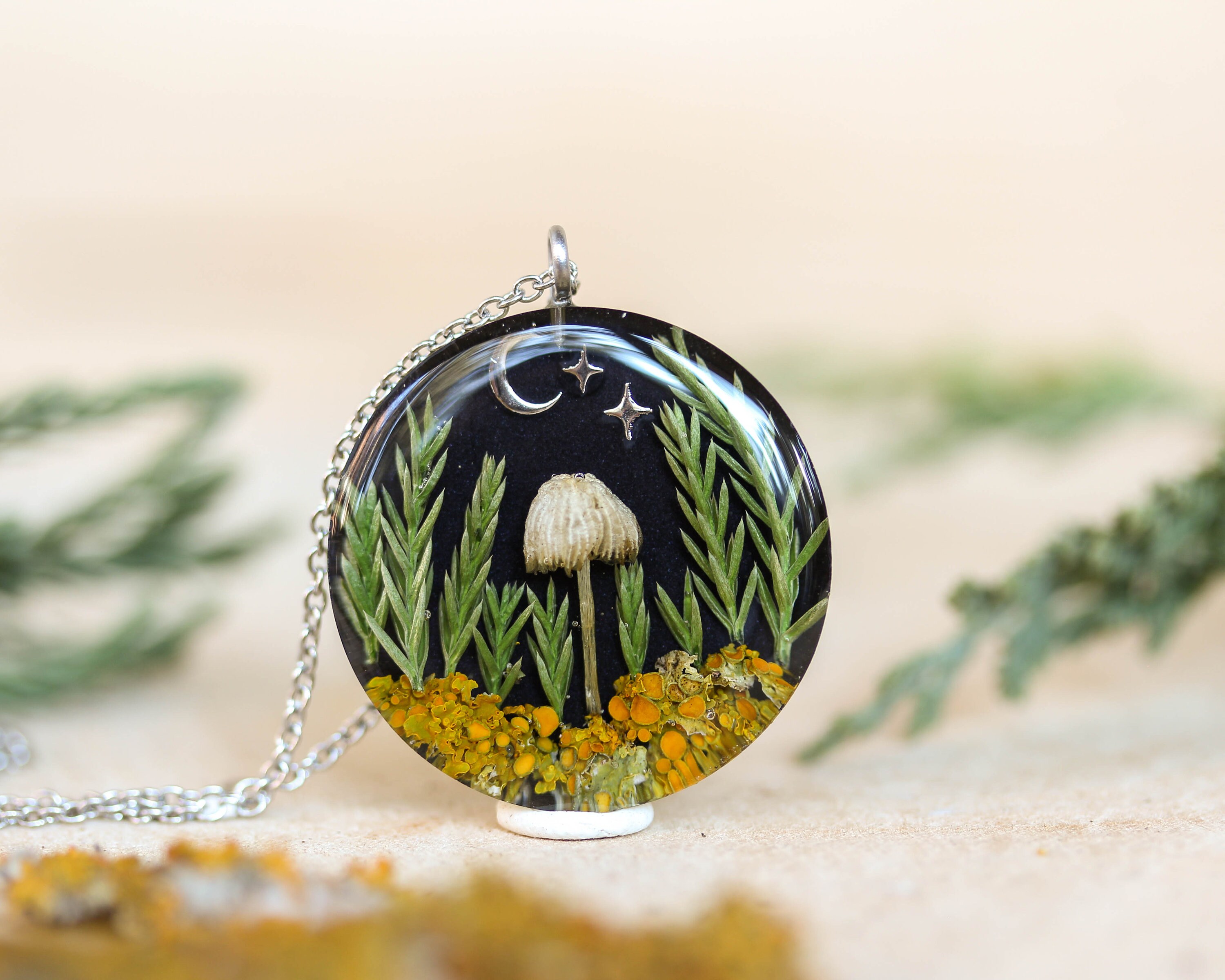 il_fullxfull.5271799877_4gxq