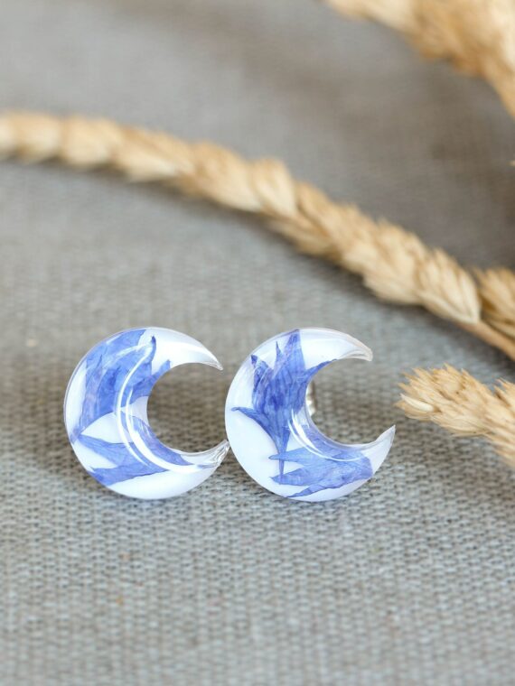 Dainty Crescent Moon Earrings Stud with Pressed Flowers in Resin