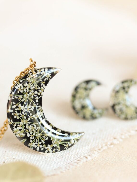 Small Half Moon Earrings Stud with Queen Anne Lace Flower