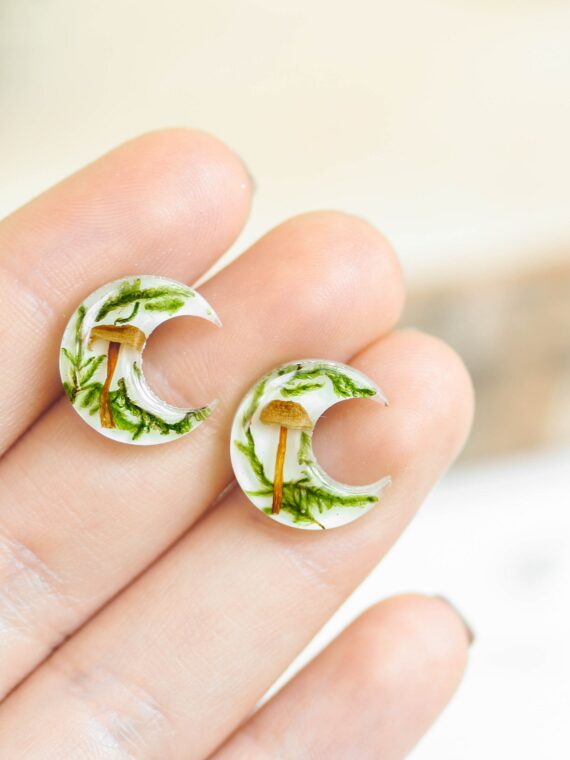 Botanical Earrings with Real Mushroom and Green Moss – Moon Jewelry