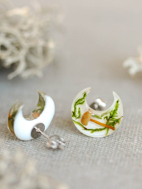 Botanical Earrings with Real Mushroom and Green Moss – Moon Jewelry