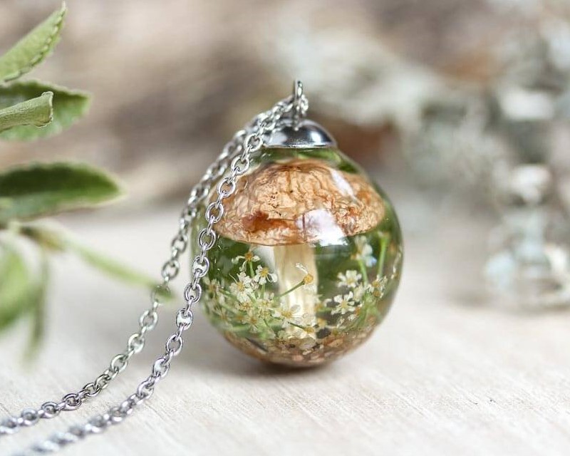 Mushroom Terrarium Necklace with Real Flower and Leaf in Resin