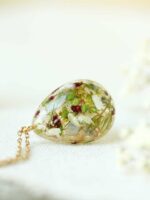 Bridal Bouquet Preservation Necklace – Custom Teardrop Pendant with Your Pressed Flowers