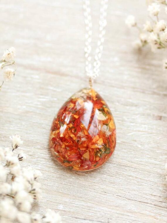 Wedding Bouquet Necklace – Personalized Jewelry with Your Real Flowers