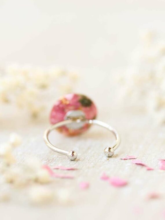 Bouquet Preservation Ring with Real Flowers | Custom Wedding Keepsake Jewelry